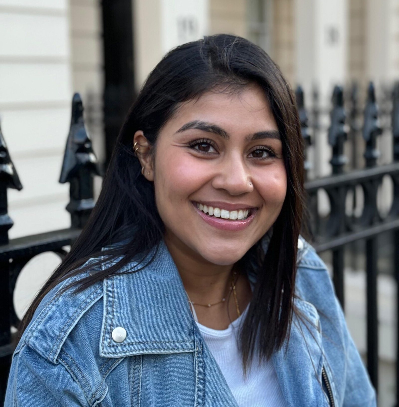 Zahraa Hanif, Therapist